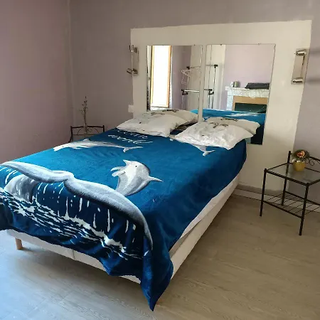 Maison Ancienne Holiday home *